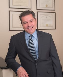 1764872626_trustedsurgeons255x309-1