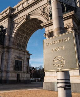 1764872630_convenientlocation-1